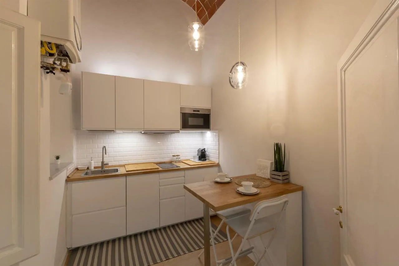 Florence Fiorino Apartment